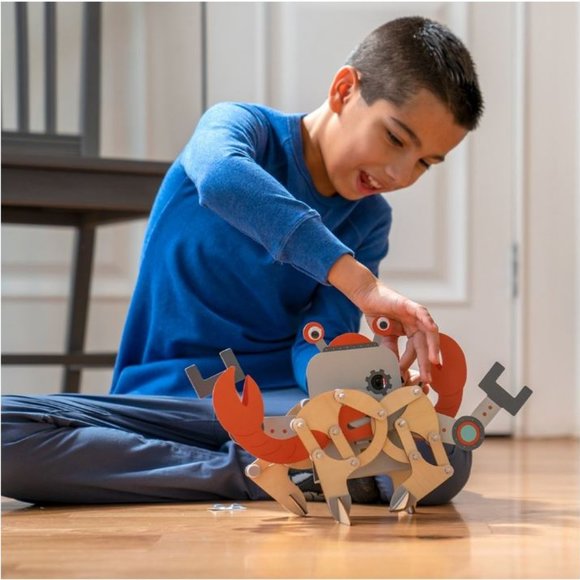 NEW KiwiCo. Kiwi Co. Crawling Robot Crab Science Kit Craft Engineering EASTER To - Picture 2 of 11